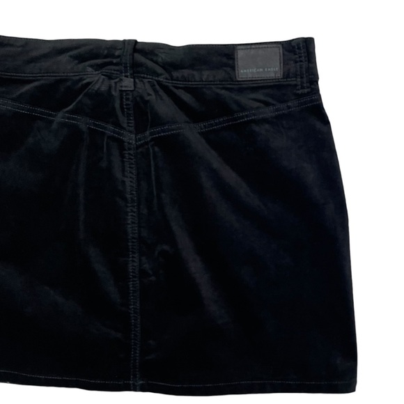 Velvet Mini Skirt, High Waisted, American Eagle, Size 8, Black Velvet - Picture 6 of 8